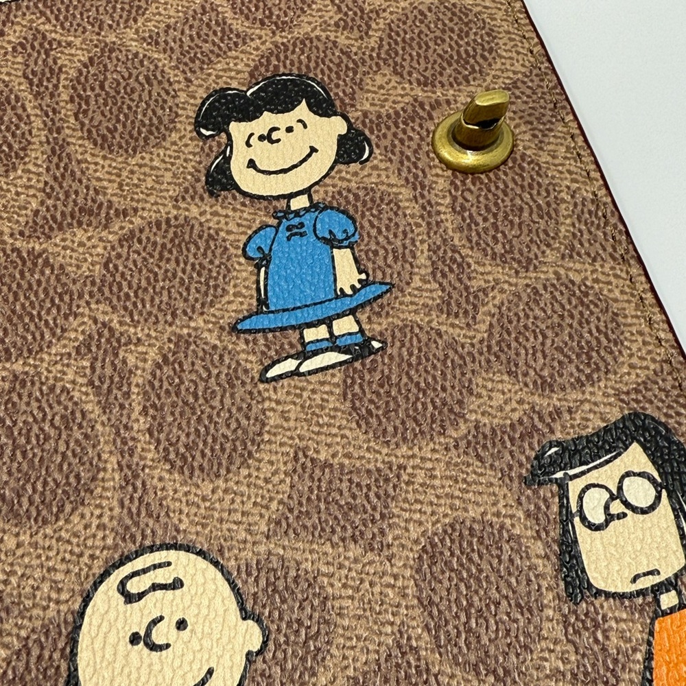 Coach X Peanuts Notebook In Signature Canvas Leather NWOT - Picture 5 of 13